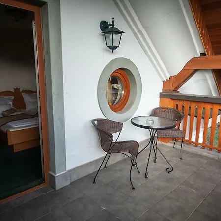 Tulipan 4* Lesce (Upper Carniola)